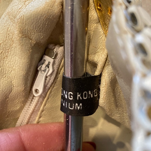 Vintage Metal Mesh Handbag with Chain Handle. Made in Hong Kong. - Picture 8 of 11